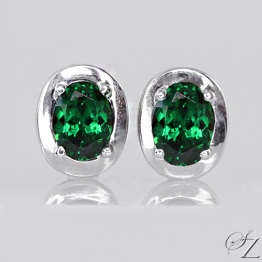 tsavorite-stud-earrings-lste108