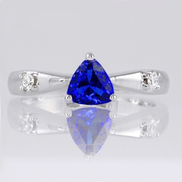 trillion-tanzanite-and-diamond-ring-lstr317