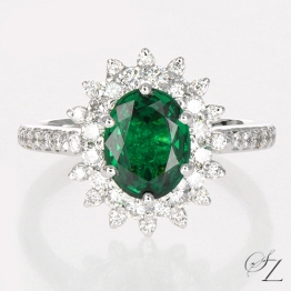 oval-tsavorite-and-diamond-halo-ring-lstr397