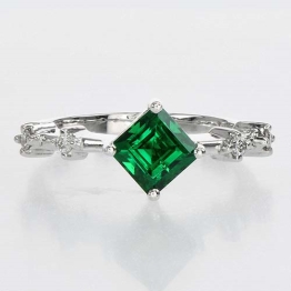 tsavorite-and-diamond-ring-lstr435