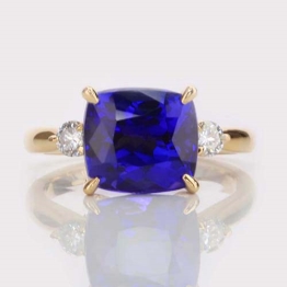 tanzanite-and-diamond-trilogy-ring-lstr566