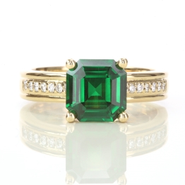 emerald-cut-tsavorite-and-diamond-ring-lstr647