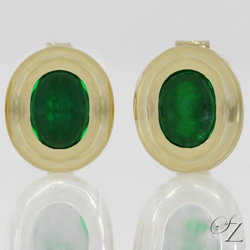oval-cabochon-tsavorite-earrings-lste055