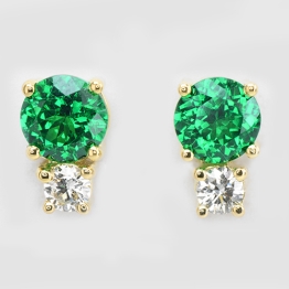 tsavorite-and-diamond-pull-through-earrings-lste126
