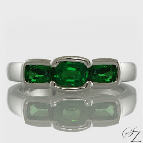 contemporary-three-stone-tsavorite-ring-lstr116