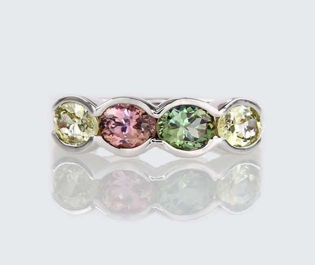 fancy-tanzanite-bezel-ring-lstr279
