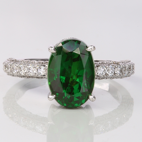 4ct-oval-tsavorite-and-diamond-ring-lstr283