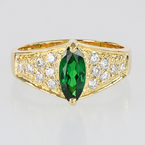 marquise-tsavorite-and-diamond-ring-lstr434