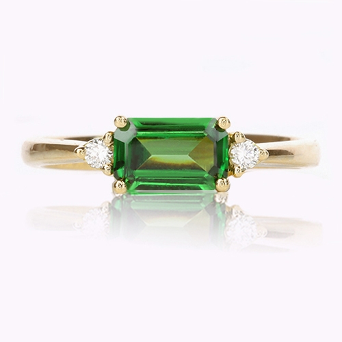 tsavorite-and-diamond-trilogy-ring-lstr493