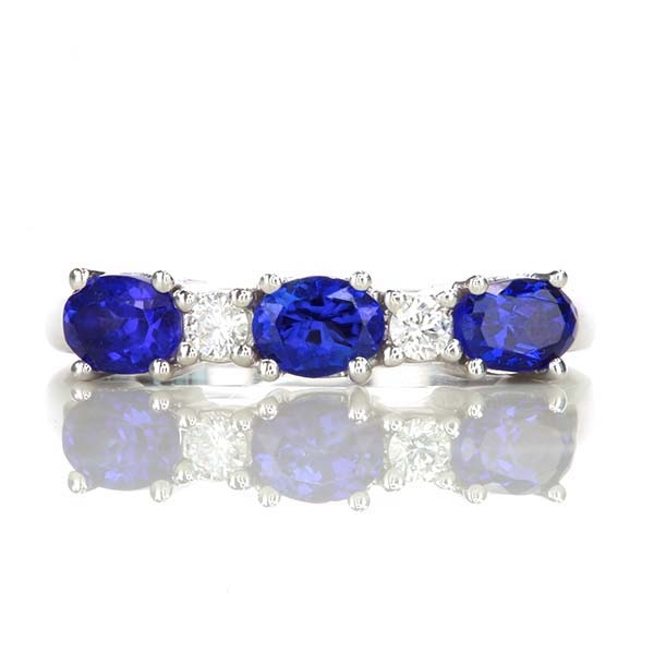 tanzanite-and-diamond-ring-lstr672