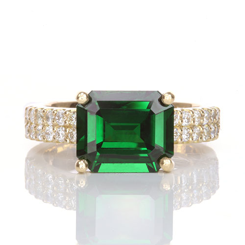 4-02ct-emerald-cut-tsavorite-and-diamond-ring-lstr597
