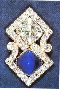 The Queen Mary Russian Brooch.jpg